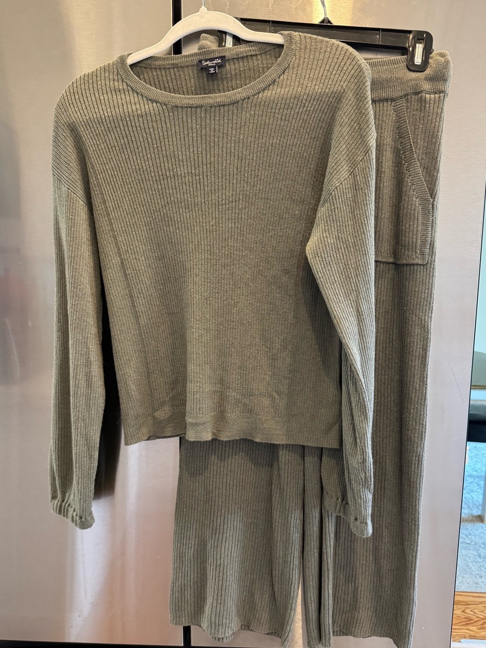 Splendid 2-piece ribbed lounge suit